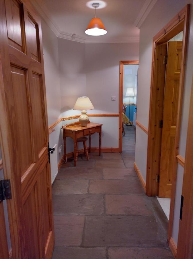 Creevy Cottages ロスナウラー エクステリア 写真